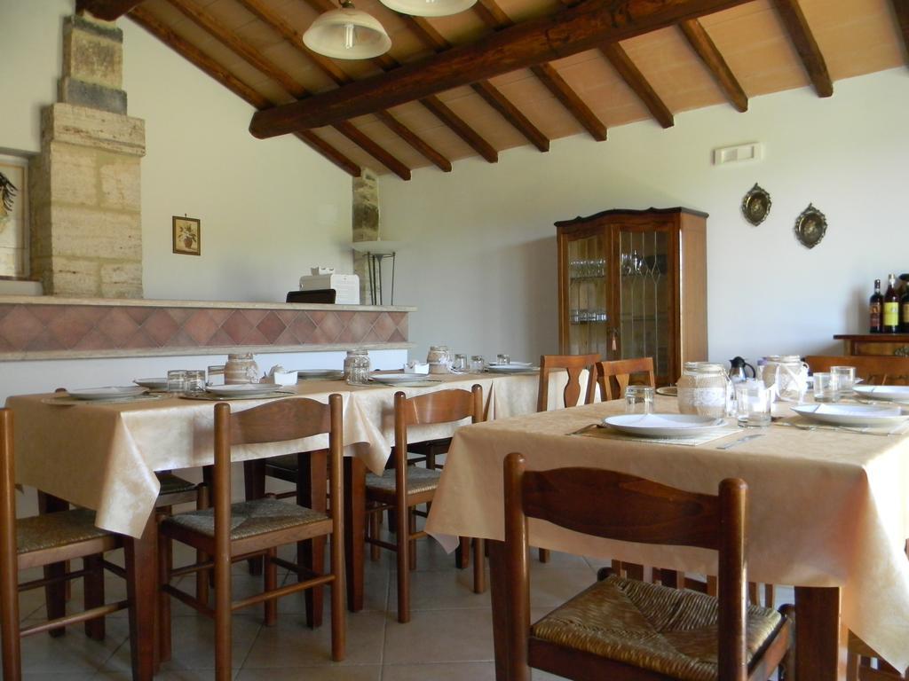 Agriturismo Podere La Selva Villa Serre Di Rapolano Buitenkant foto